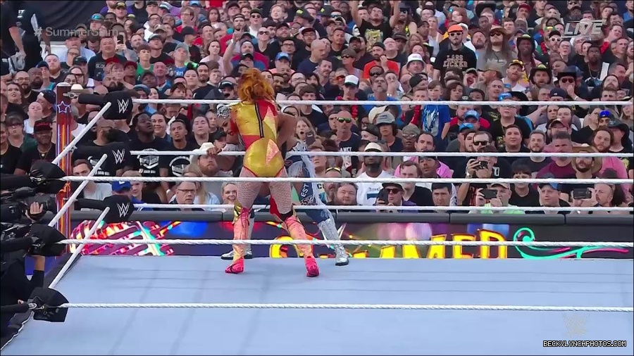 WWE_SummerSlam_2022_720p_WEB_h264-HEEL_mp4_000938054.jpg
