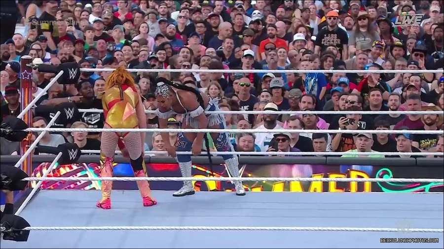 WWE_SummerSlam_2022_720p_WEB_h264-HEEL_mp4_000942454.jpg