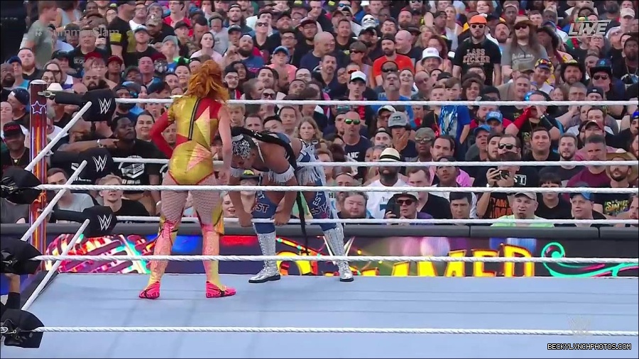 WWE_SummerSlam_2022_720p_WEB_h264-HEEL_mp4_000942854.jpg