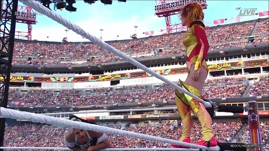 WWE_SummerSlam_2022_720p_WEB_h264-HEEL_mp4_000951654.jpg