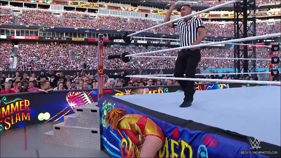 WWE_SummerSlam_2022_720p_WEB_h264-HEEL_mp4_001004454.jpg