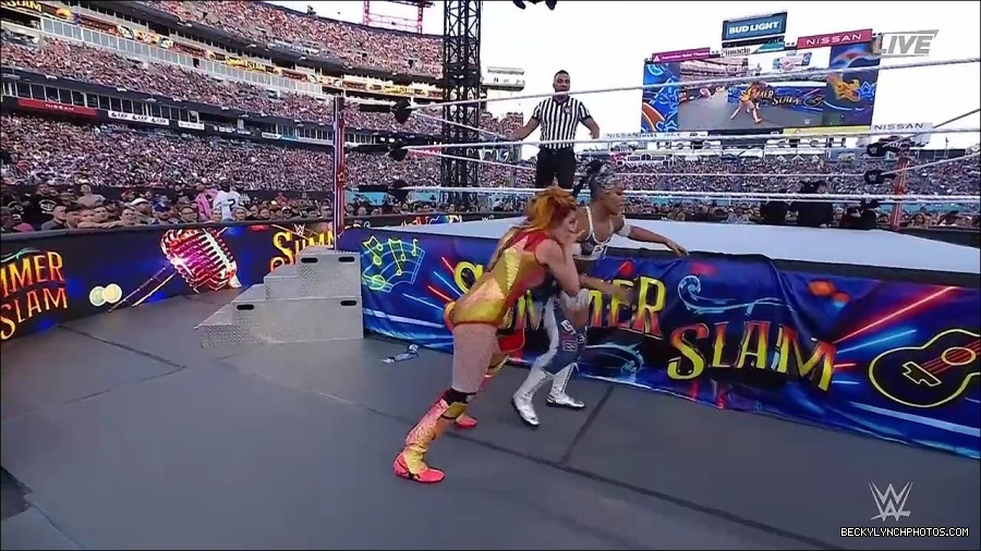 WWE_SummerSlam_2022_720p_WEB_h264-HEEL_mp4_001014454.jpg