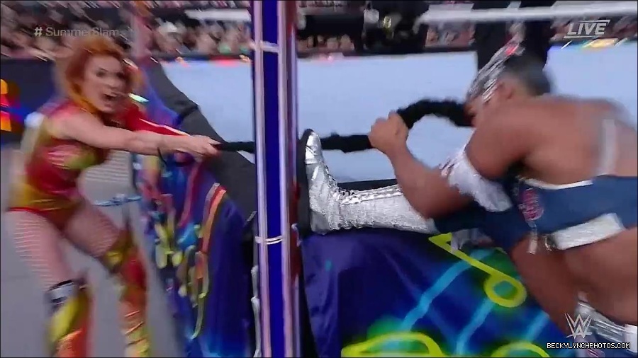 WWE_SummerSlam_2022_720p_WEB_h264-HEEL_mp4_001019654.jpg