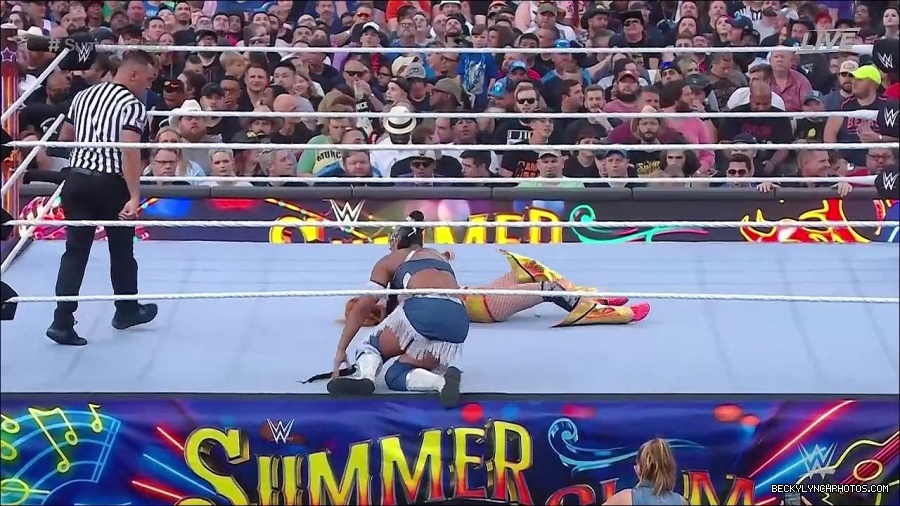 WWE_SummerSlam_2022_720p_WEB_h264-HEEL_mp4_001046854.jpg