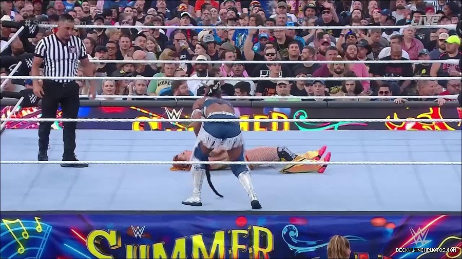 WWE_SummerSlam_2022_720p_WEB_h264-HEEL_mp4_001048054.jpg