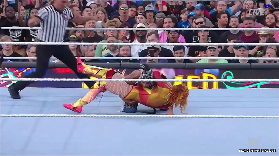 WWE_SummerSlam_2022_720p_WEB_h264-HEEL_mp4_001099654.jpg