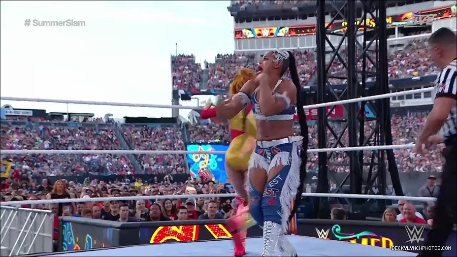 WWE_SummerSlam_2022_720p_WEB_h264-HEEL_mp4_001110054.jpg