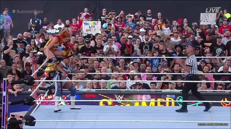 WWE_SummerSlam_2022_720p_WEB_h264-HEEL_mp4_001113654.jpg