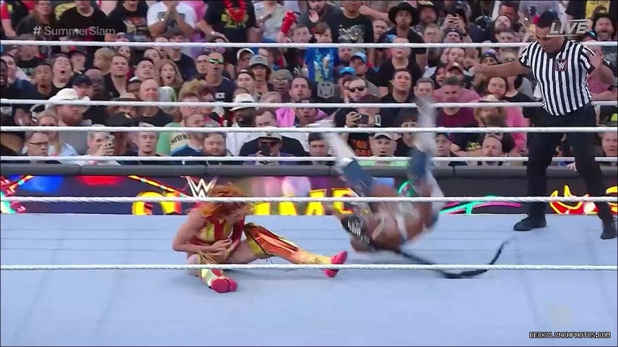 WWE_SummerSlam_2022_720p_WEB_h264-HEEL_mp4_001117654.jpg