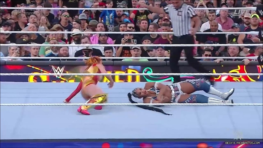 WWE_SummerSlam_2022_720p_WEB_h264-HEEL_mp4_001118454.jpg