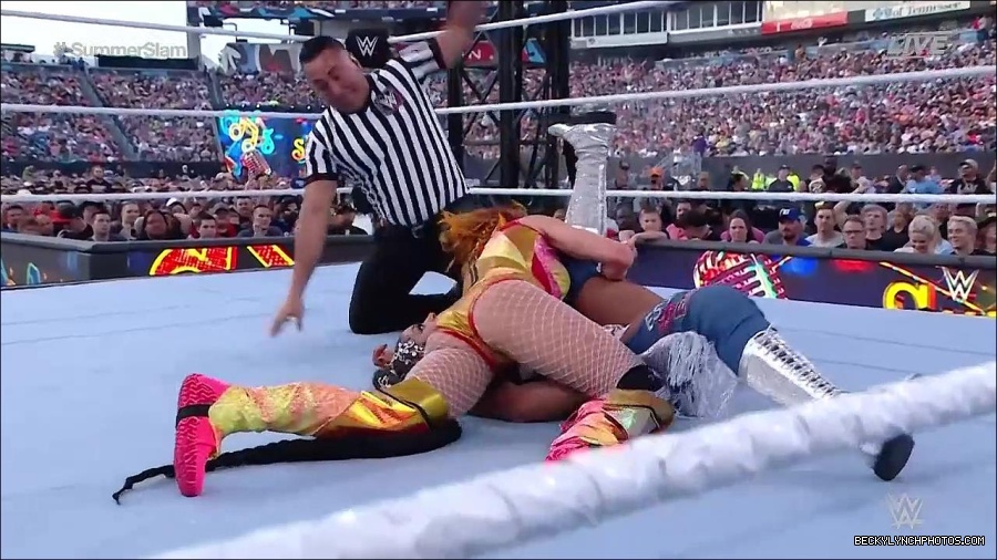 WWE_SummerSlam_2022_720p_WEB_h264-HEEL_mp4_001120454.jpg