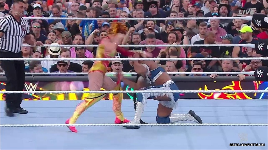 WWE_SummerSlam_2022_720p_WEB_h264-HEEL_mp4_001152454.jpg