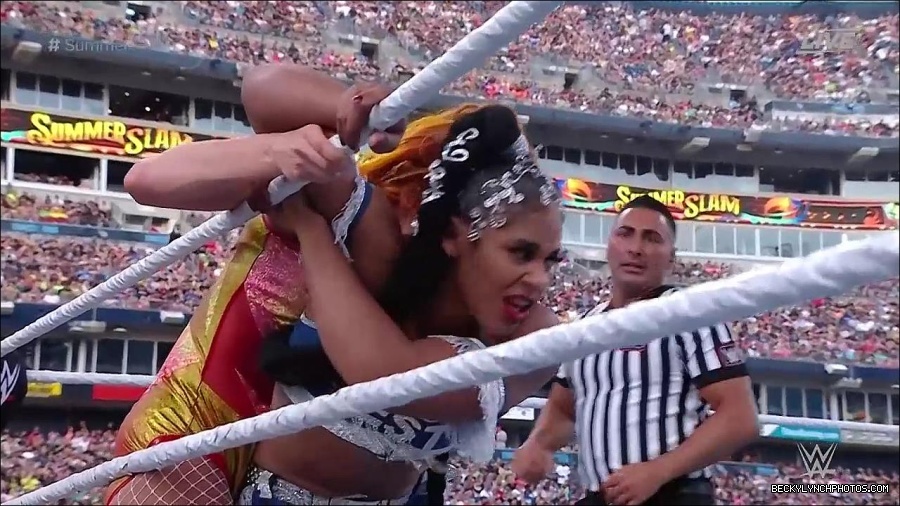 WWE_SummerSlam_2022_720p_WEB_h264-HEEL_mp4_001168854.jpg