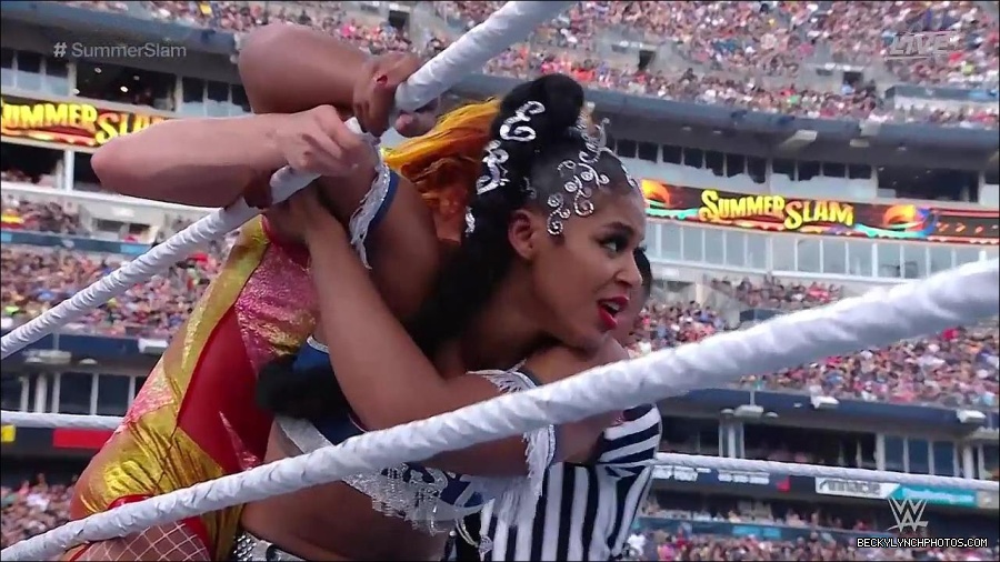 WWE_SummerSlam_2022_720p_WEB_h264-HEEL_mp4_001169254.jpg