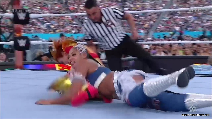 WWE_SummerSlam_2022_720p_WEB_h264-HEEL_mp4_001206520.jpg