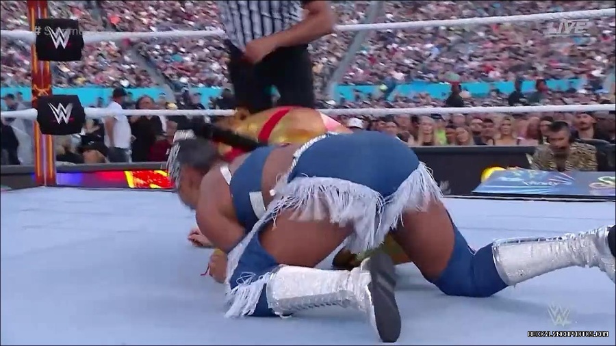 WWE_SummerSlam_2022_720p_WEB_h264-HEEL_mp4_001207320.jpg
