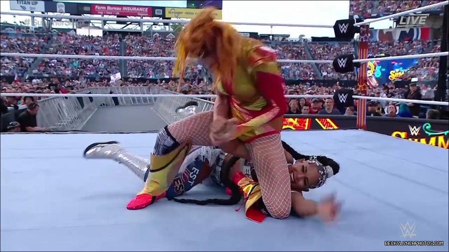WWE_SummerSlam_2022_720p_WEB_h264-HEEL_mp4_001213320.jpg