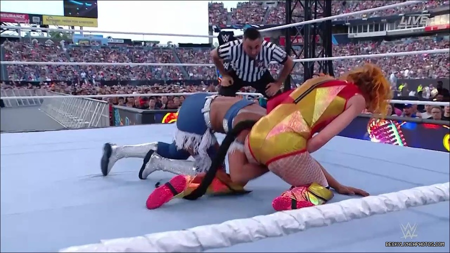 WWE_SummerSlam_2022_720p_WEB_h264-HEEL_mp4_001218120.jpg