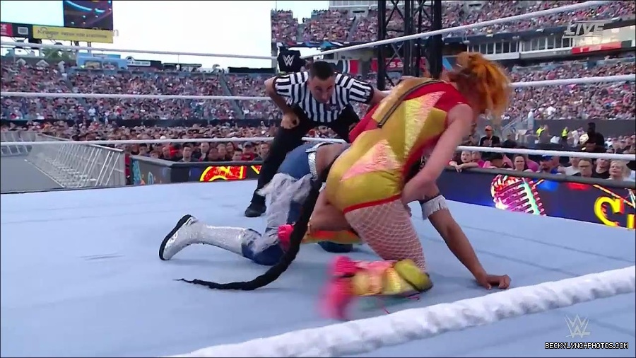 WWE_SummerSlam_2022_720p_WEB_h264-HEEL_mp4_001218520.jpg