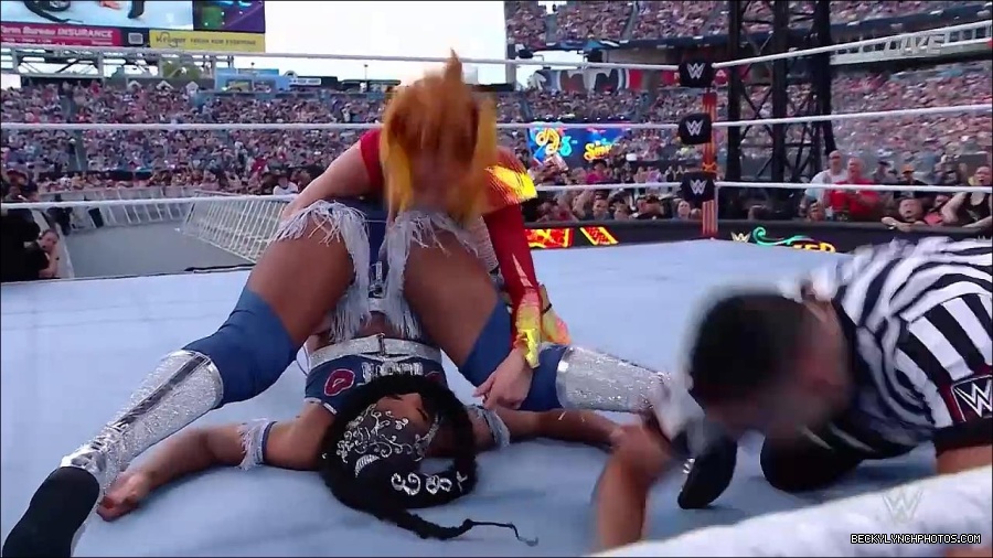 WWE_SummerSlam_2022_720p_WEB_h264-HEEL_mp4_001345720.jpg