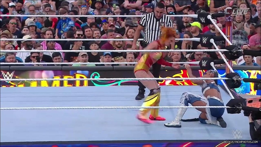 WWE_SummerSlam_2022_720p_WEB_h264-HEEL_mp4_001397320.jpg