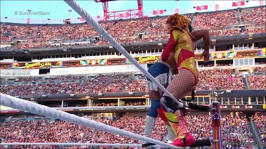 WWE_SummerSlam_2022_720p_WEB_h264-HEEL_mp4_001419320.jpg