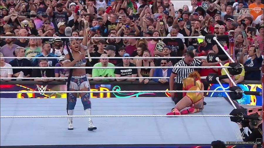 WWE_SummerSlam_2022_720p_WEB_h264-HEEL_mp4_001506120.jpg