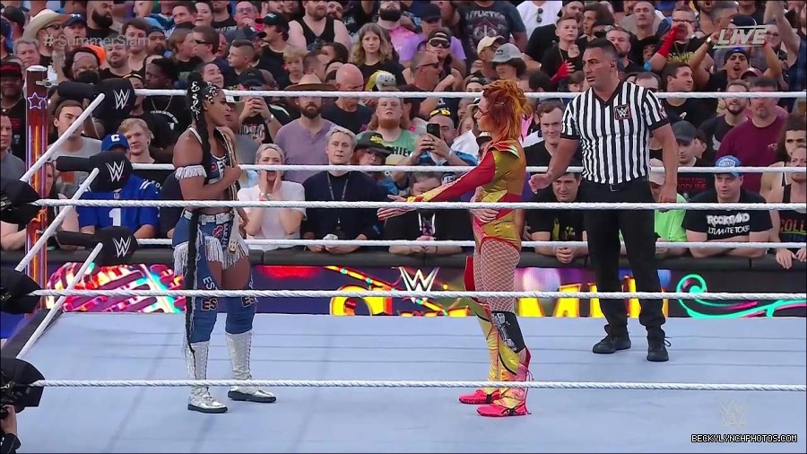 WWE_SummerSlam_2022_720p_WEB_h264-HEEL_mp4_001529220.jpg