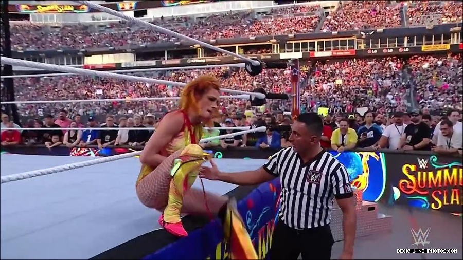 WWE_SummerSlam_2022_720p_WEB_h264-HEEL_mp4_001577220.jpg