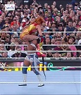 WWE_SummerSlam_2022_720p_WEB_h264-HEEL_mp4_001186120.jpg
