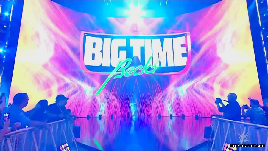 WWE_Monday_Night_RAW_2022_07_25_720p_HDTV_x264-Star_mkv_004369850.jpg
