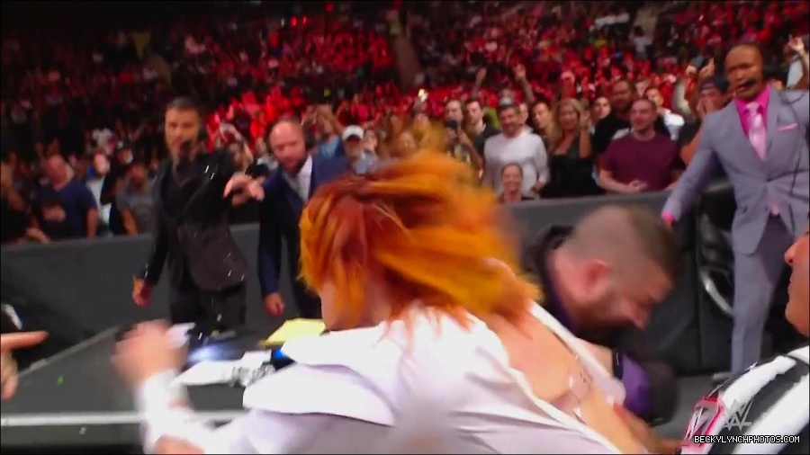 WWE_Monday_Night_RAW_2022_07_25_720p_HDTV_x264-Star_mkv_004509850.jpg