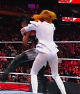 WWE_Monday_Night_RAW_2022_07_25_720p_HDTV_x264-Star_mkv_004445850.jpg
