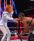 WWE_Monday_Night_RAW_2022_07_25_720p_HDTV_x264-Star_mkv_004451050.jpg