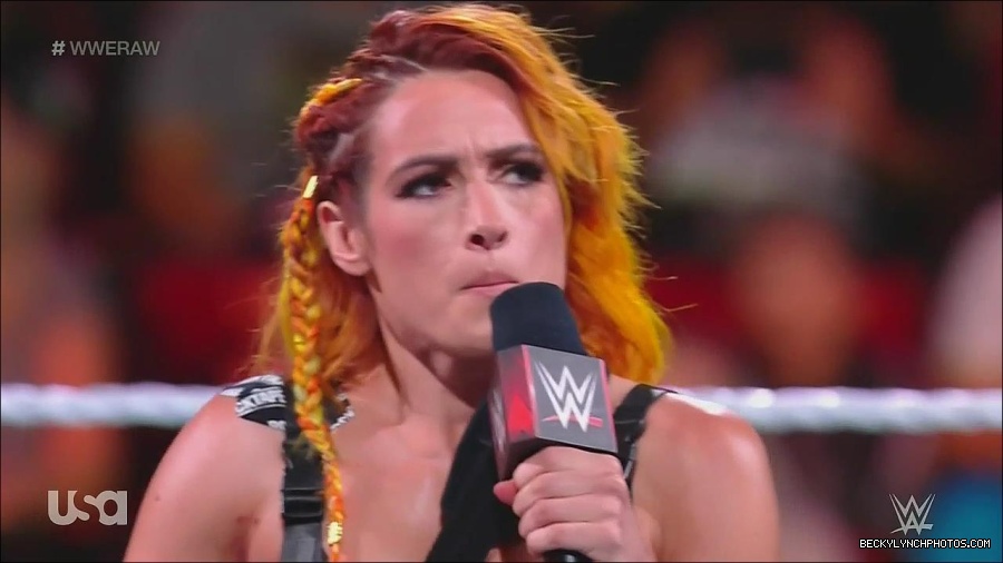 WWE_Monday_Night_Raw_2022_08_01_720p_HDTV_x264-NWCHD_mp4_000291557.jpg