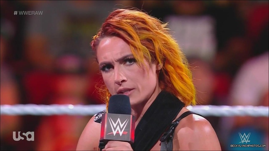 WWE_Monday_Night_Raw_2022_08_01_720p_HDTV_x264-NWCHD_mp4_000313579.jpg