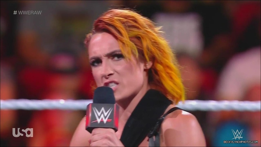 WWE_Monday_Night_Raw_2022_08_01_720p_HDTV_x264-NWCHD_mp4_000315181.jpg