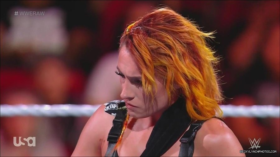 WWE_Monday_Night_Raw_2022_08_01_720p_HDTV_x264-NWCHD_mp4_000332398.jpg