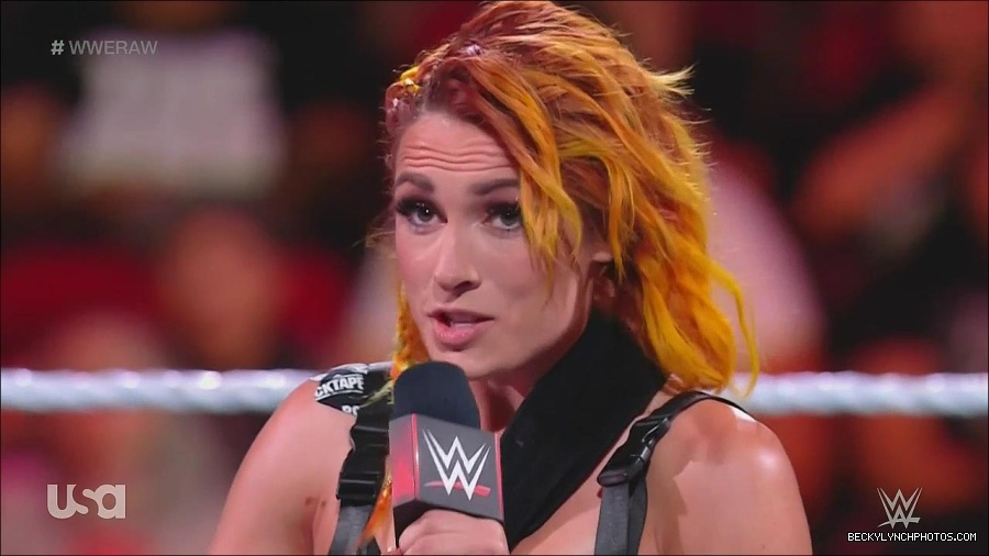 WWE_Monday_Night_Raw_2022_08_01_720p_HDTV_x264-NWCHD_mp4_000334000.jpg