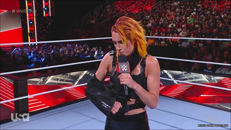 WWE_Monday_Night_Raw_2022_08_01_720p_HDTV_x264-NWCHD_mp4_000339605.jpg