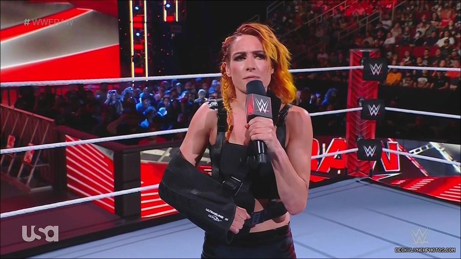 WWE_Monday_Night_Raw_2022_08_01_720p_HDTV_x264-NWCHD_mp4_000362428.jpg
