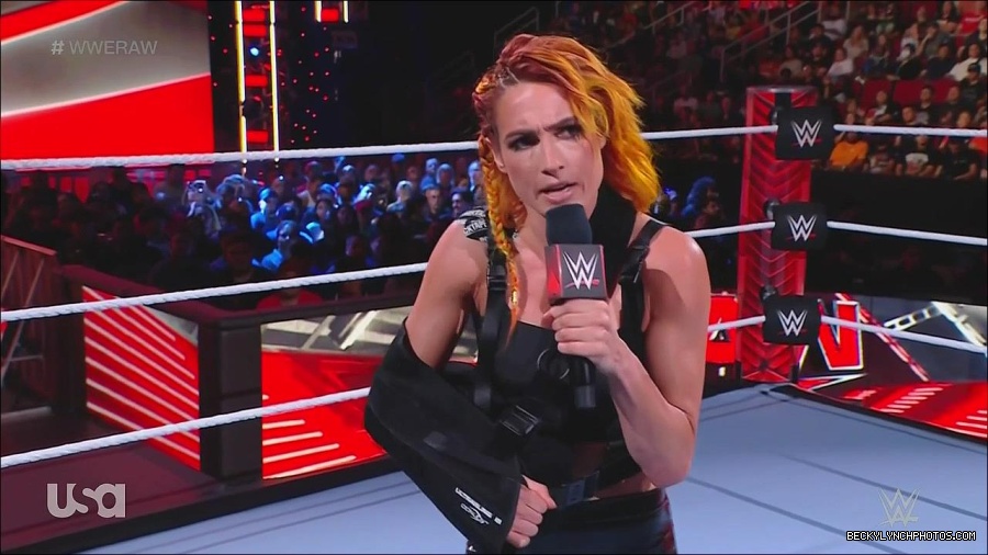 WWE_Monday_Night_Raw_2022_08_01_720p_HDTV_x264-NWCHD_mp4_000366032.jpg