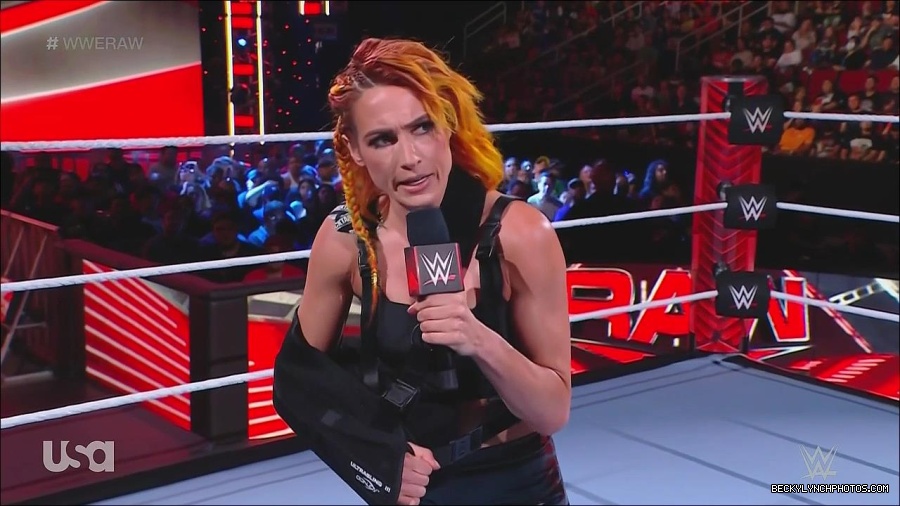WWE_Monday_Night_Raw_2022_08_01_720p_HDTV_x264-NWCHD_mp4_000367233.jpg