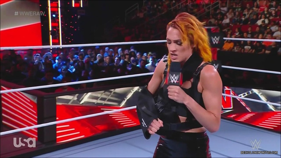 WWE_Monday_Night_Raw_2022_08_01_720p_HDTV_x264-NWCHD_mp4_000368835.jpg