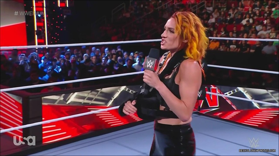 WWE_Monday_Night_Raw_2022_08_01_720p_HDTV_x264-NWCHD_mp4_000369235.jpg