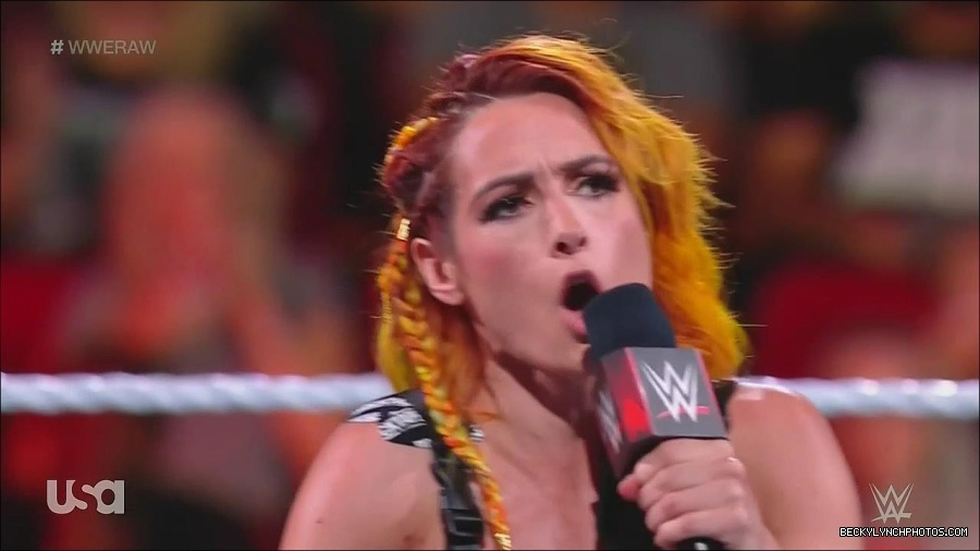 WWE_Monday_Night_Raw_2022_08_01_720p_HDTV_x264-NWCHD_mp4_000371637.jpg