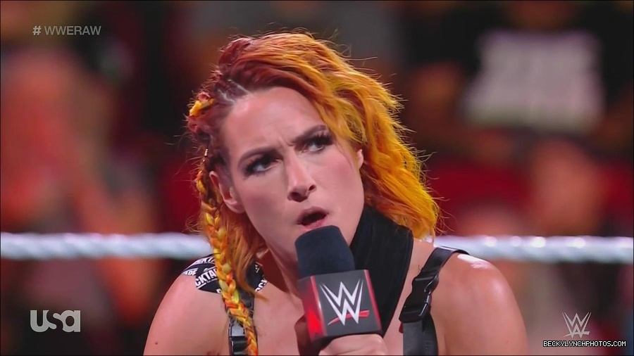 WWE_Monday_Night_Raw_2022_08_01_720p_HDTV_x264-NWCHD_mp4_000373639.jpg
