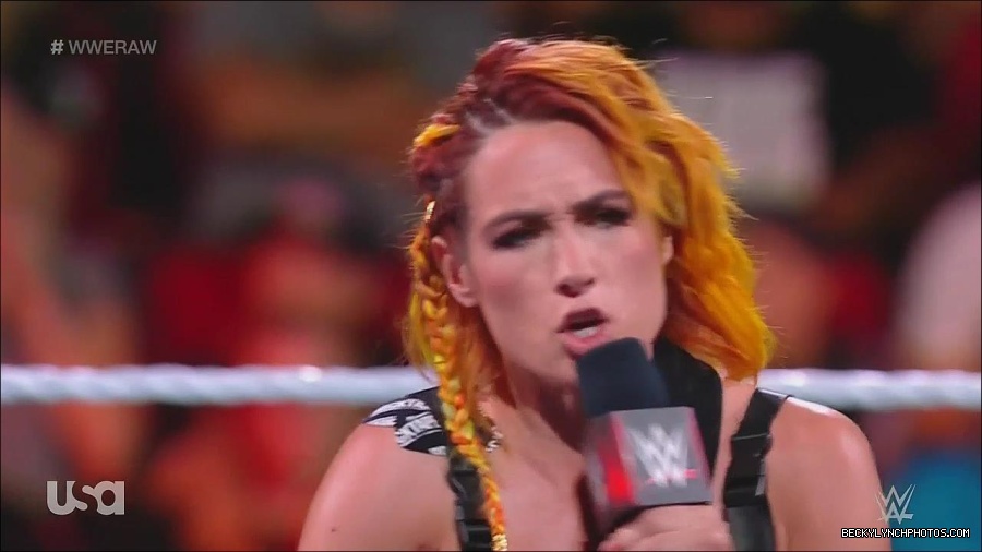 WWE_Monday_Night_Raw_2022_08_01_720p_HDTV_x264-NWCHD_mp4_000374440.jpg