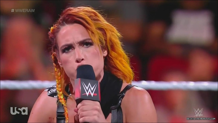 WWE_Monday_Night_Raw_2022_08_01_720p_HDTV_x264-NWCHD_mp4_000375241.jpg
