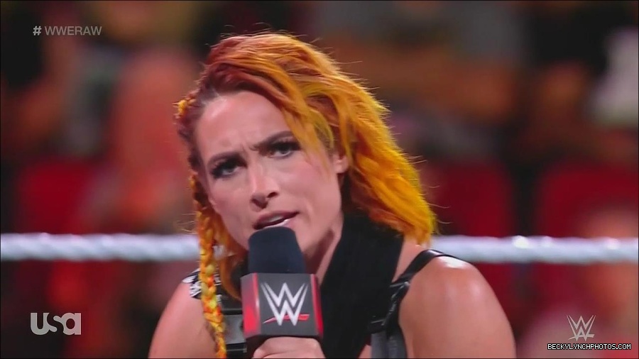 WWE_Monday_Night_Raw_2022_08_01_720p_HDTV_x264-NWCHD_mp4_000375641.jpg